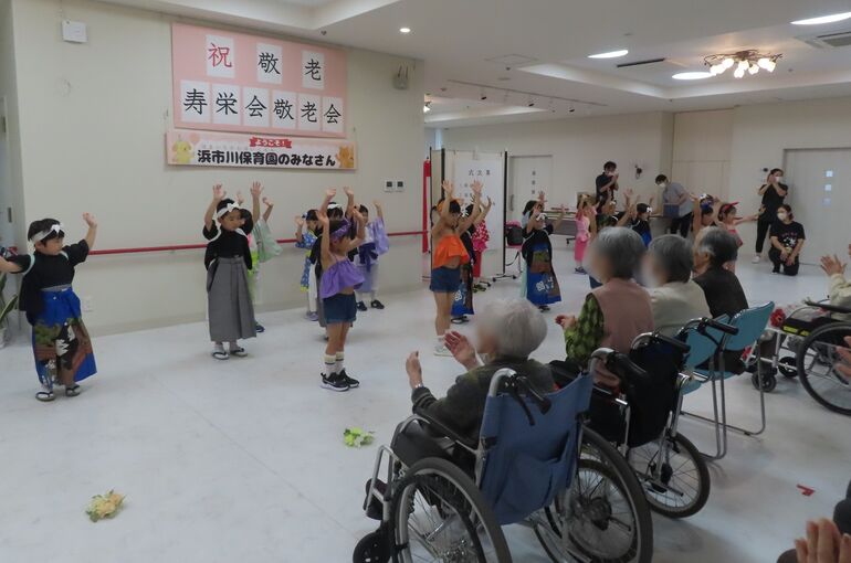 寿楽荘訪問