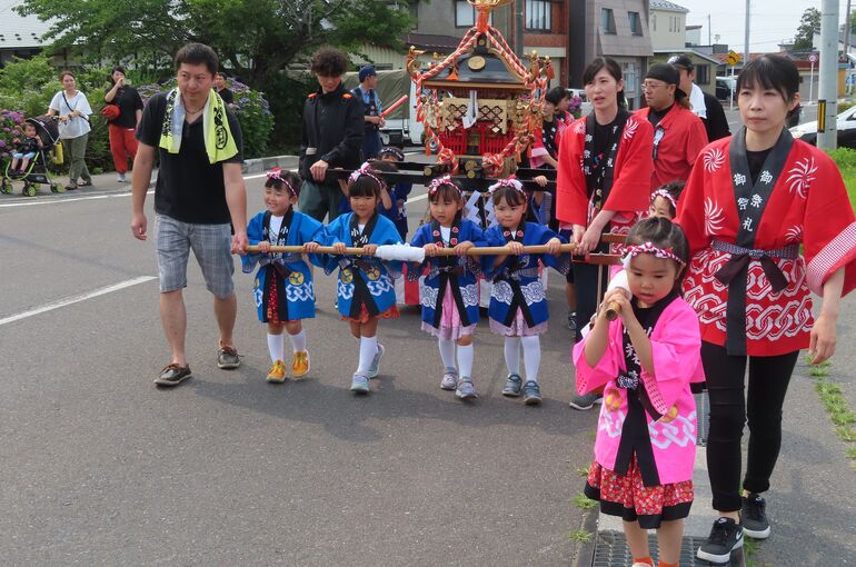 お神輿